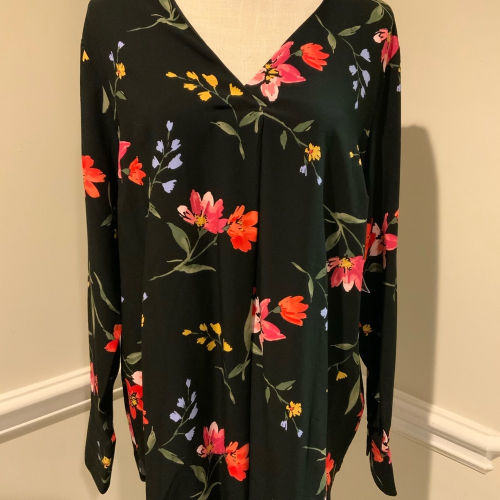 Old Navy, size L, Black with Flowers
